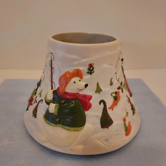 Yankee Candle Large Candle Shade North Pole with Snowman and Polar Bears - Picture 2 of 6